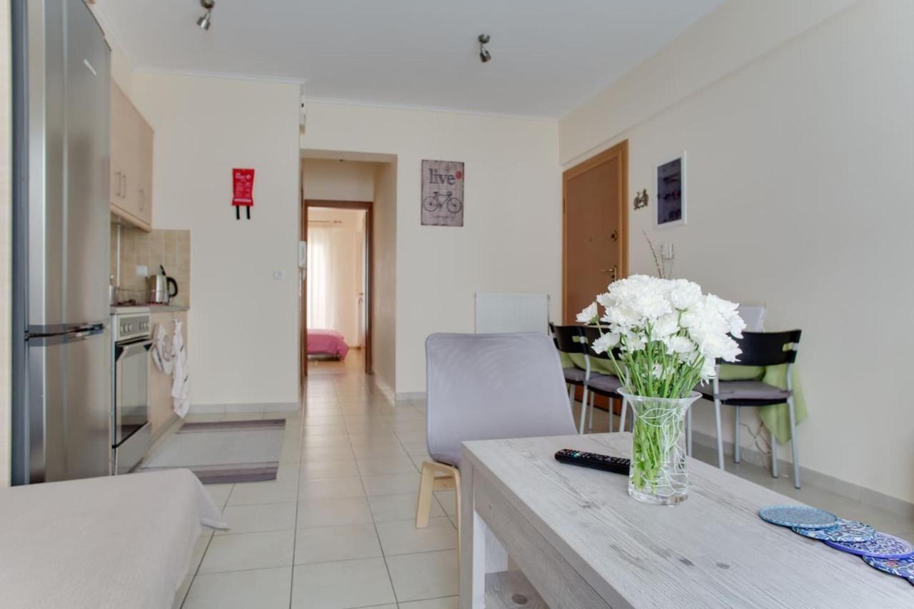 Melina'S Apartment By The Tube Athens Exterior photo